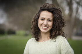 Porträt Dr. Elisa Cugliana, Juniorprofessur für Digital Humanities an der Universität zu Köln