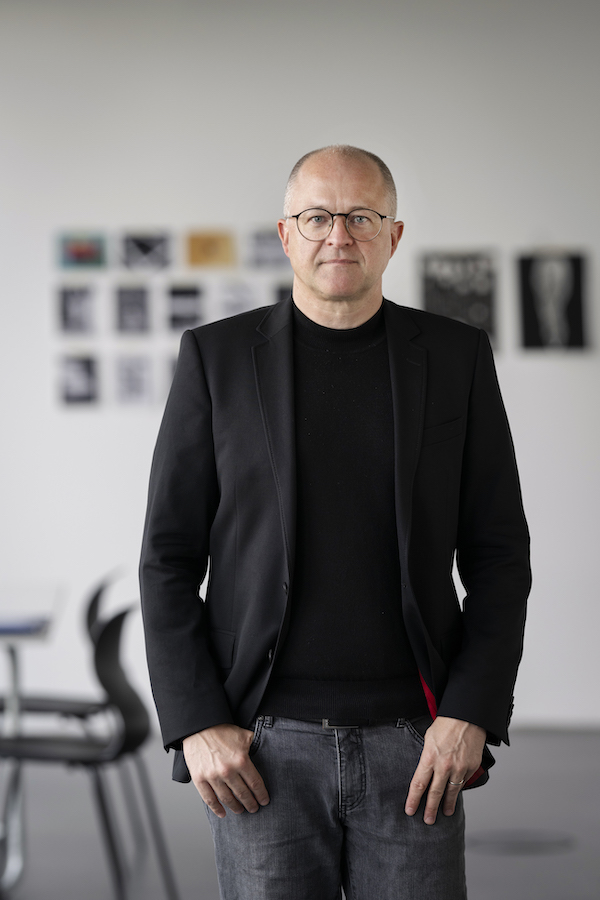 Porträt Prof. Dr. Steffen Siegel